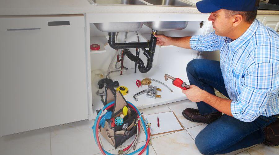 Local annual plumbing maintenance in Joinerville, TX